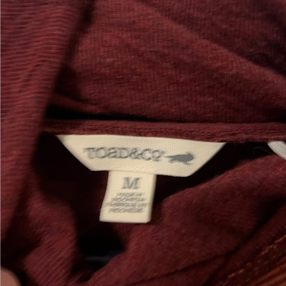 Toad & Co top size medium - Picture 3 of 3